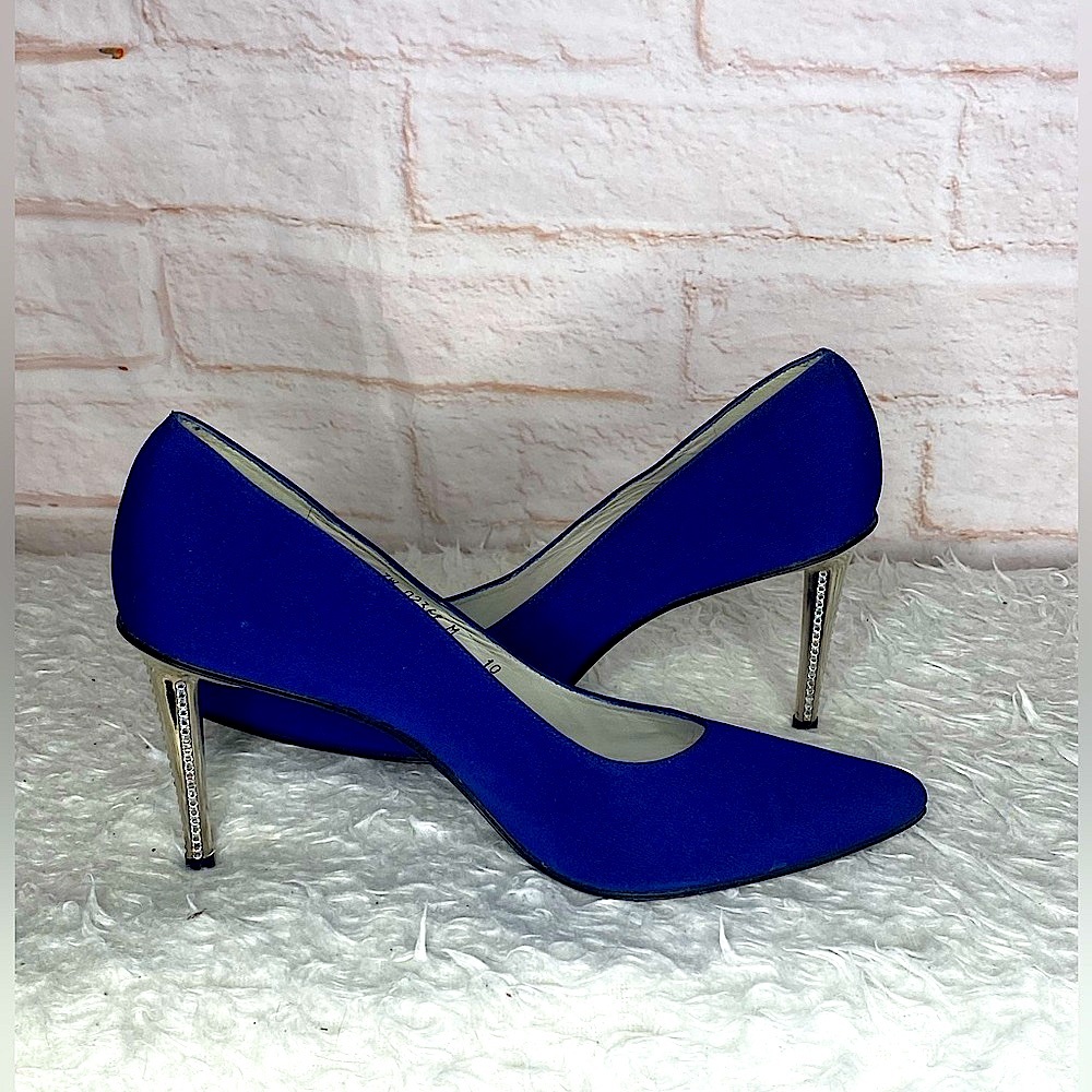 Stuart Weitzman Pointed Toe Heels Size 10 - image 1